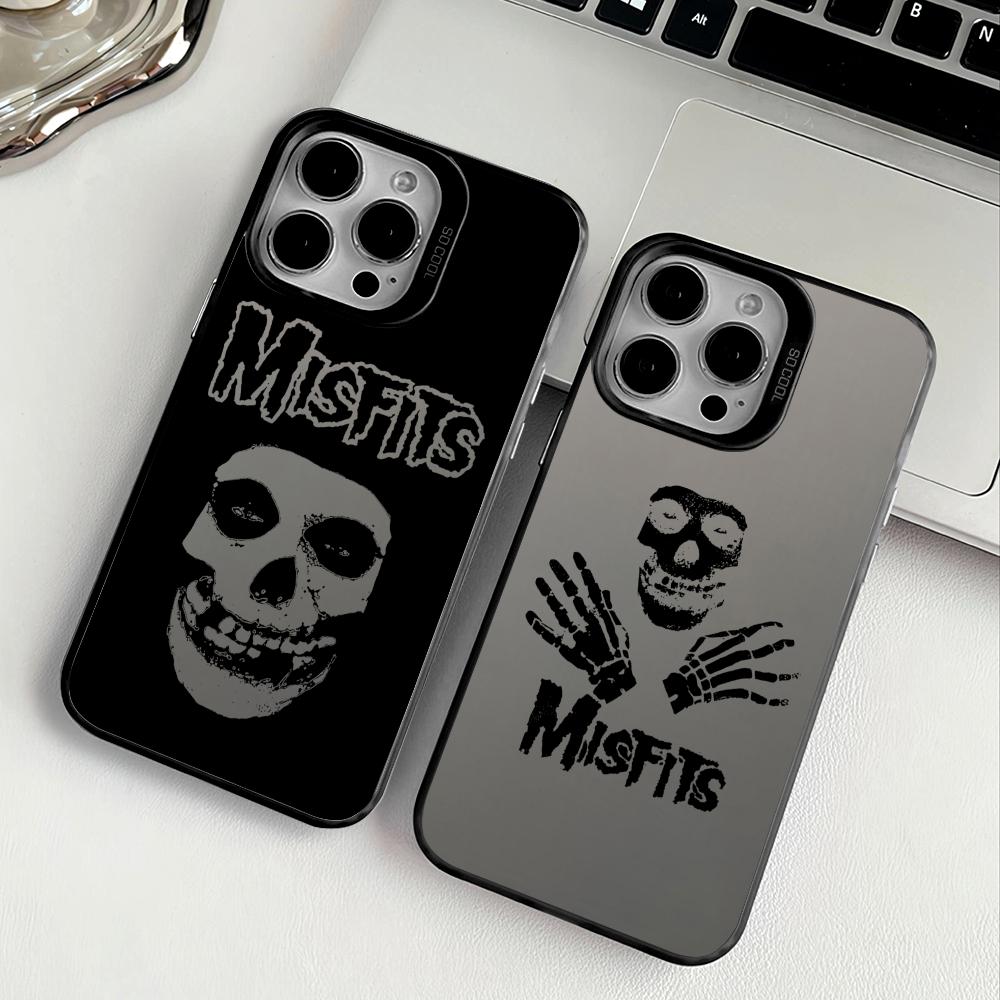 Phone Cases Rugged - Funda Misfits para iPhone 17 16